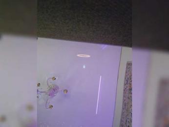 MyLittlegi — modelo de webcam en línea en bongacams