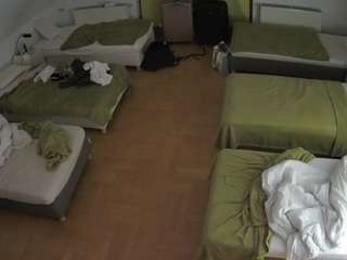 voyeurcam-julmodels-bed-6 — Camsoda stream photo (Aug 2026)