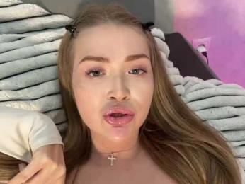 MILEDIUM — modelo de webcam en línea en bongacams