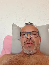 cared72 — Stripchat stream photo (Aug 2026)