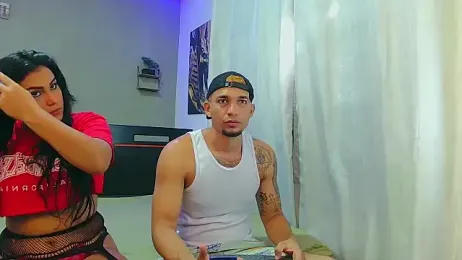 Reina_paola — Stripchat stream photo (May 2025)