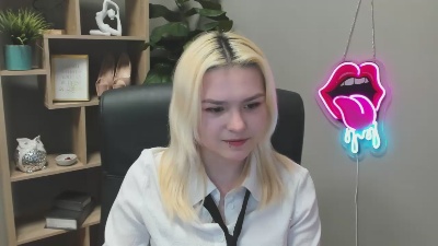 SweetLilyxo — Cam4 stream photo (Mar 2026)