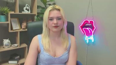 SweetLilyxo — modelo de webcam en línea en cam4