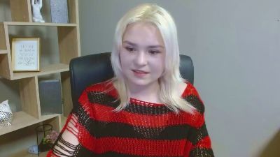SweetLilyxo — Cam4 stream photo (Feb 2026)