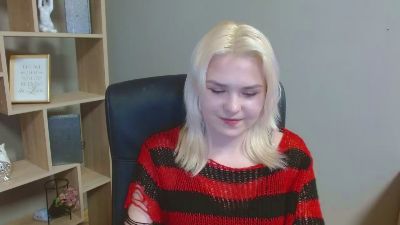 SweetLilyxo — Cam4 stream photo (Feb 2026)