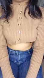 Tchinia — modelo de webcam en línea en cam4