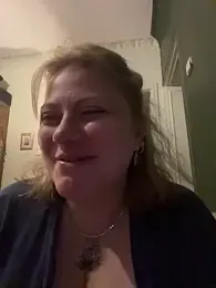 MertTtTtT006 — modelo de webcam en línea en stripchat