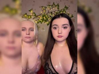 The-best-babies — modelo de webcam en línea en bongacams