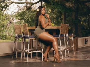 NatalieLagos — modelo de webcam en línea en livejasmin