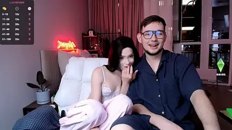 Tanya_M — modelo de webcam en línea en stripchat