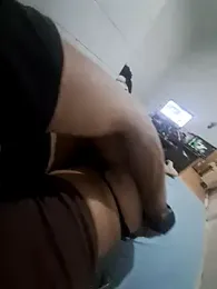Cravosouza — modelo de webcam en línea en stripchat