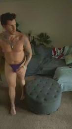 HardwrkingK0 — modelo de webcam en línea en cam4