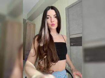 -Saharochek- — modelo de webcam en línea en bongacams