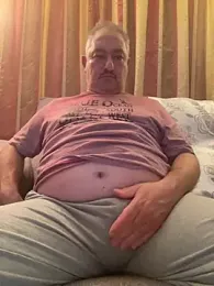 Russirayu — Stripchat stream photo (Apr 2026)