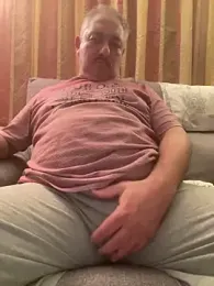 Russirayu — Stripchat stream photo (May 2026)