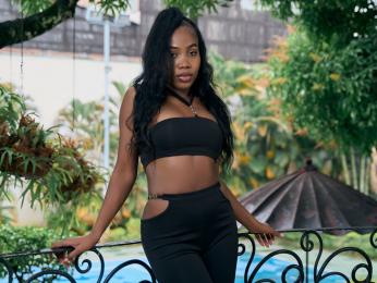 CarlieLyn — Livejasmin profile photo