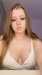 lulustrawb — Cam4 stream photo (Jul 2026)