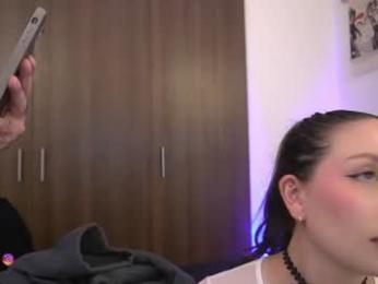 te_para_dos — modelo de webcam en línea en chaturbate