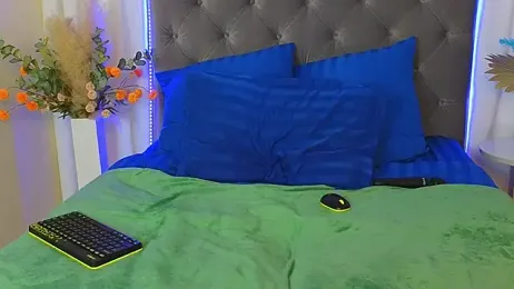 Ariana_Petite — modelo de webcam en línea en stripchat