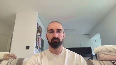 v1c70r1985 — modelo de webcam en línea en cam4