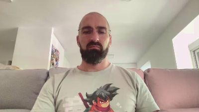 v1c70r1985 — modelo de webcam en línea en cam4