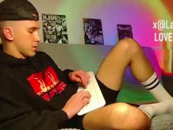 midnighter__ — modelo de webcam en línea en chaturbate