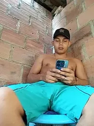 alex_candela — Stripchat stream photo (May 2026)