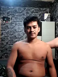 BoyNextWindow — modelo de webcam en línea en stripchat