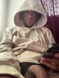 BearBigDick_ — Stripchat stream photo (Jun 2026)