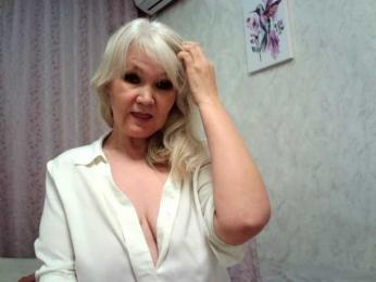 YaNellyaY — Bongacams stream photo (May 2026)