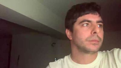 Simonxplode — Cam4 stream photo (Oct 2025)