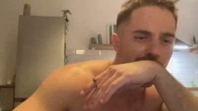 raulfernandxz — Cam4 stream photo (Aug 2026)
