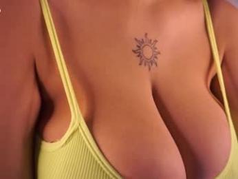 anuricbriny — Chaturbate stream photo (Apr 2026)