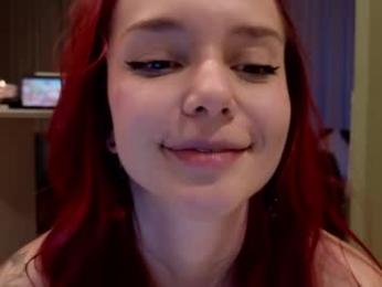oooops__ — Chaturbate stream photo (May 2026)