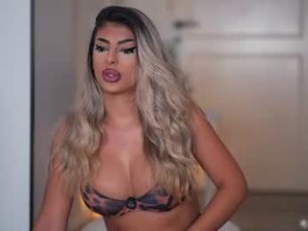 bella_blonda — modelo de webcam en línea en chaturbate