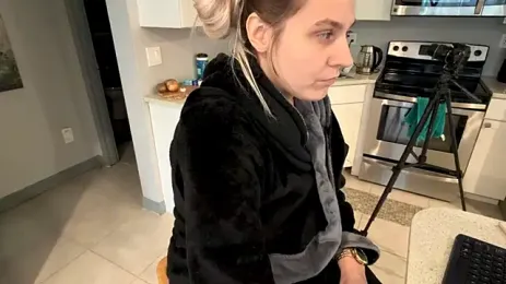 ScarletsWeb — Stripchat stream photo (Sep 2026)