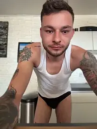 inkeddenis — Stripchat stream photo (Jun 2026)