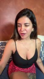 Tropicoqueta — modelo de webcam en línea en cam4