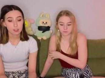 mimipaws — modelo de webcam en línea en chaturbate