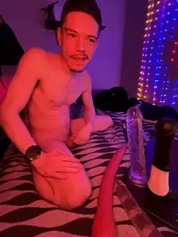 SalemStratton — Stripchat stream photo (Mar 2026)