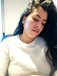 Luianna — Stripchat stream photo (Apr 2026)