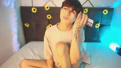 AleAurarashi — Cam4 profile photo