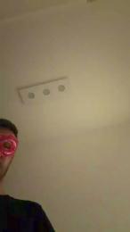 Travo23cm — modelo de webcam en línea en cam4