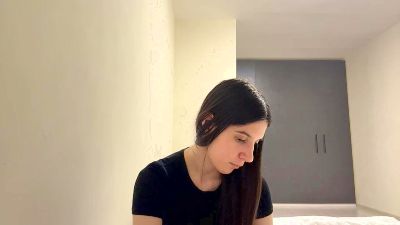 YuriWildeisen — modelo de webcam en línea en cam4