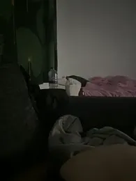 Louise-Mai2001 — Stripchat stream photo (May 2026)