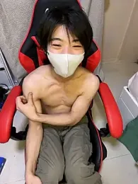 Mura109905 — modelo de webcam en línea en stripchat