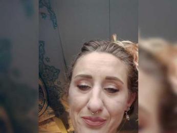 MissHunyBunz69 — bongacams