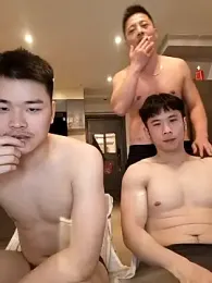 day-18 — modelo de webcam en línea en stripchat