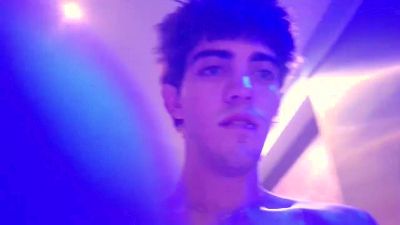 Renzo19877 — modelo de webcam en línea en cam4