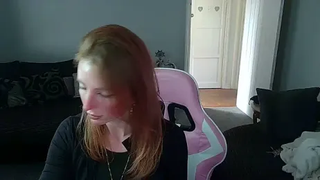 Red_firesquirt — Stripchat stream photo (Apr 2026)